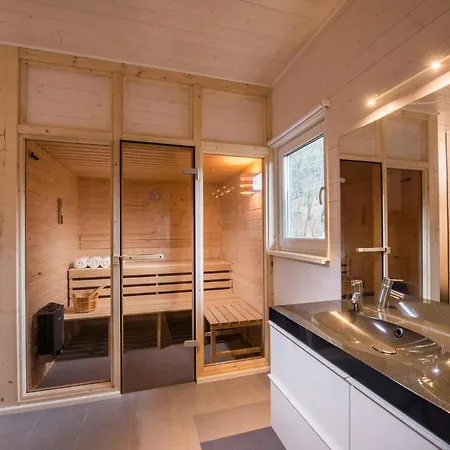 2 Personen Mit Sauna F0h5 *